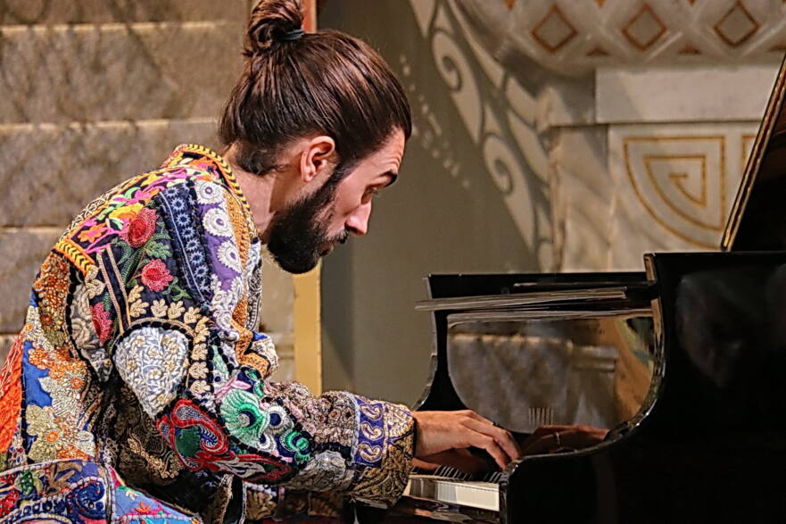gheorghiu-03.jpg gheorghiu-03.jpg